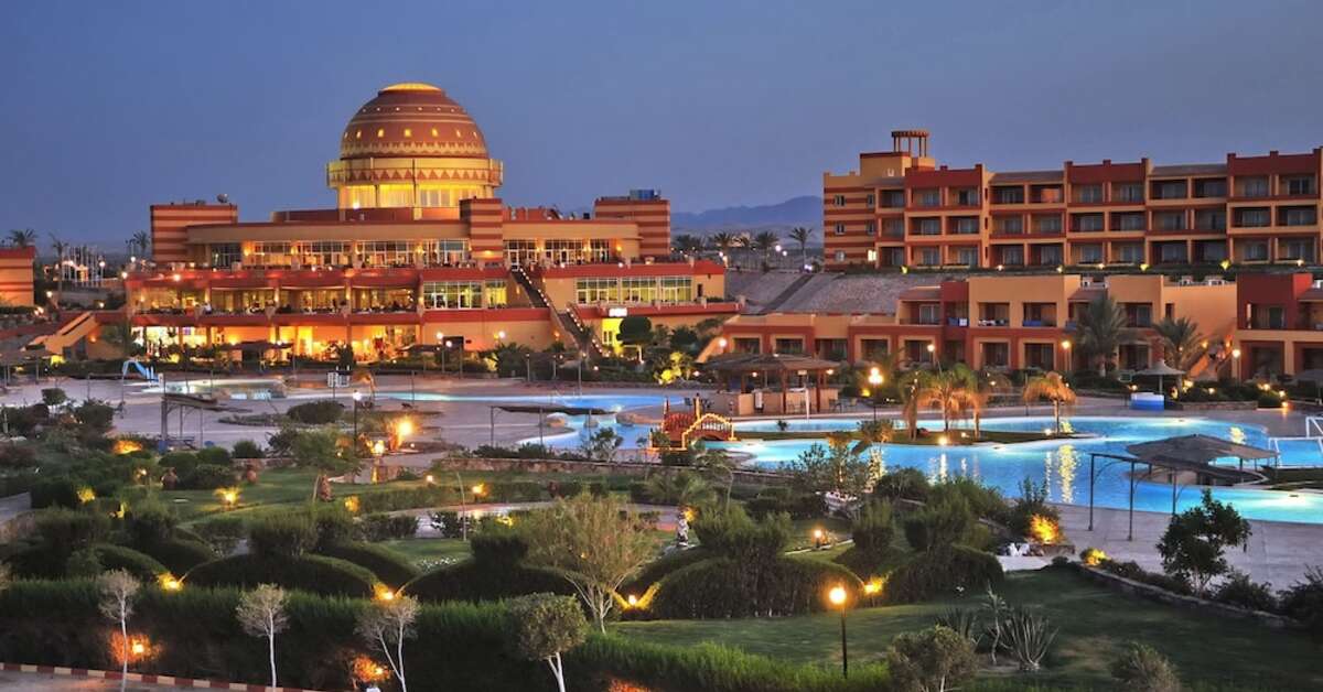 Een foto van het zwembad bij Malikia Resort Abu Dabbab