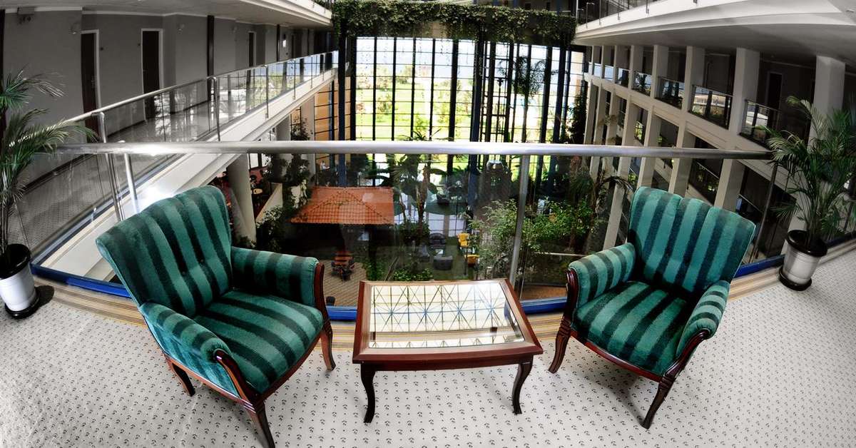 Een foto van het interieur van Grand Hotel Ontur