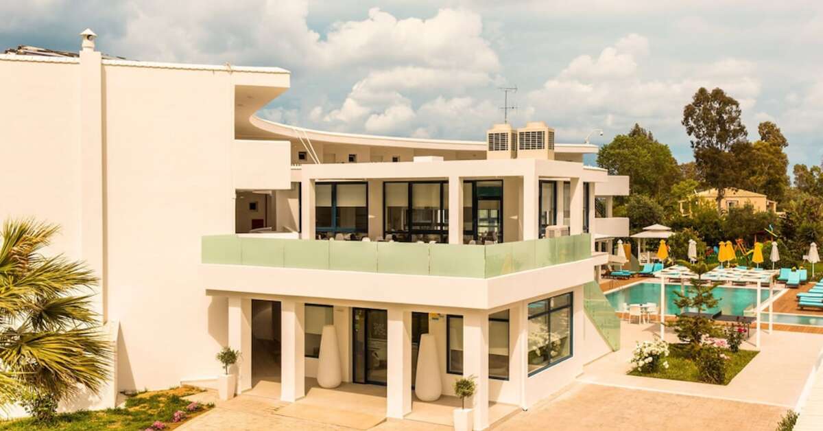 Een foto van de buitenkant van Nasos Hotel & Resort