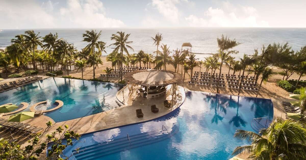 Een foto van The Fives Beach Hotel & Residences