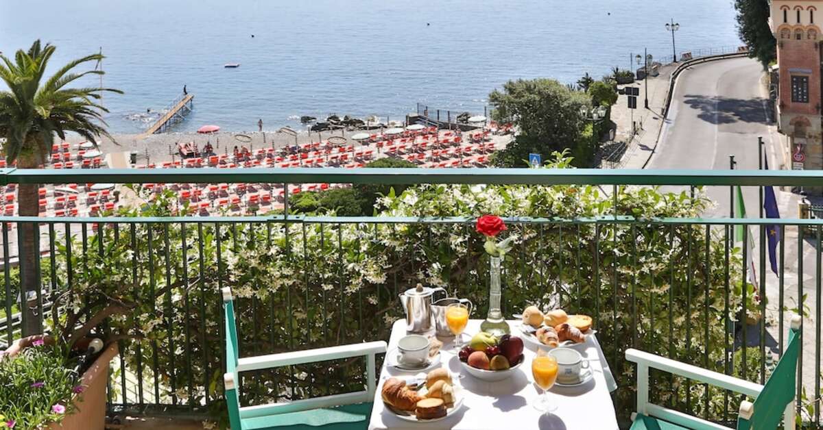 Een foto van het terras bij Best Western Hotel Regina Elena