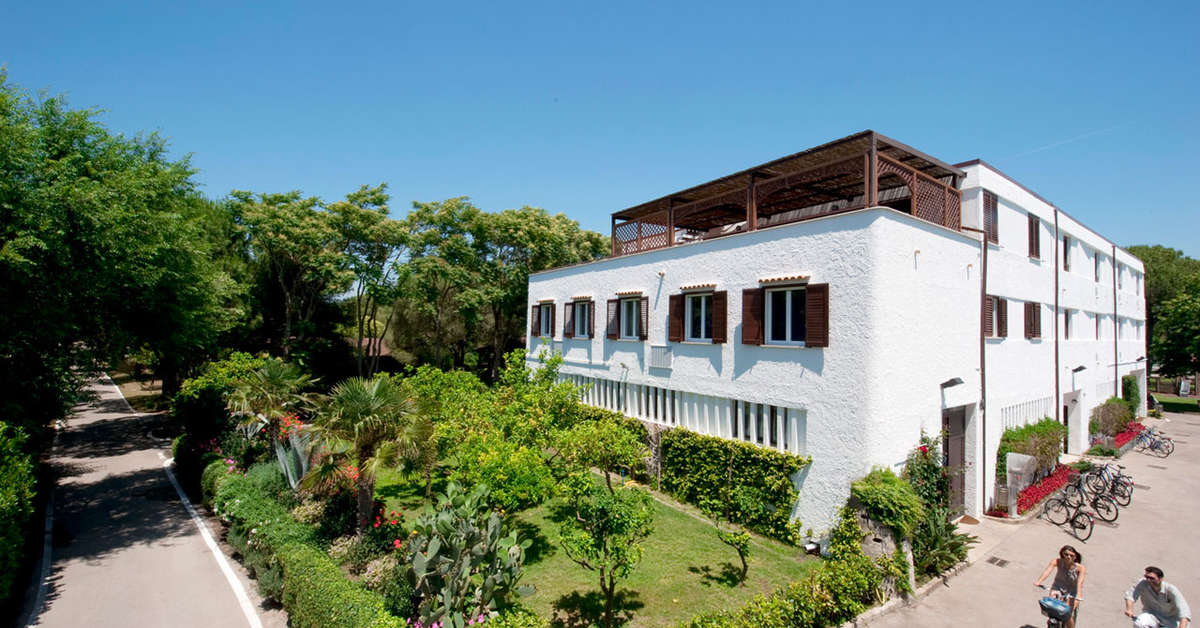 Een foto van de buitenkant van Camping Villaggio Baia Domizia