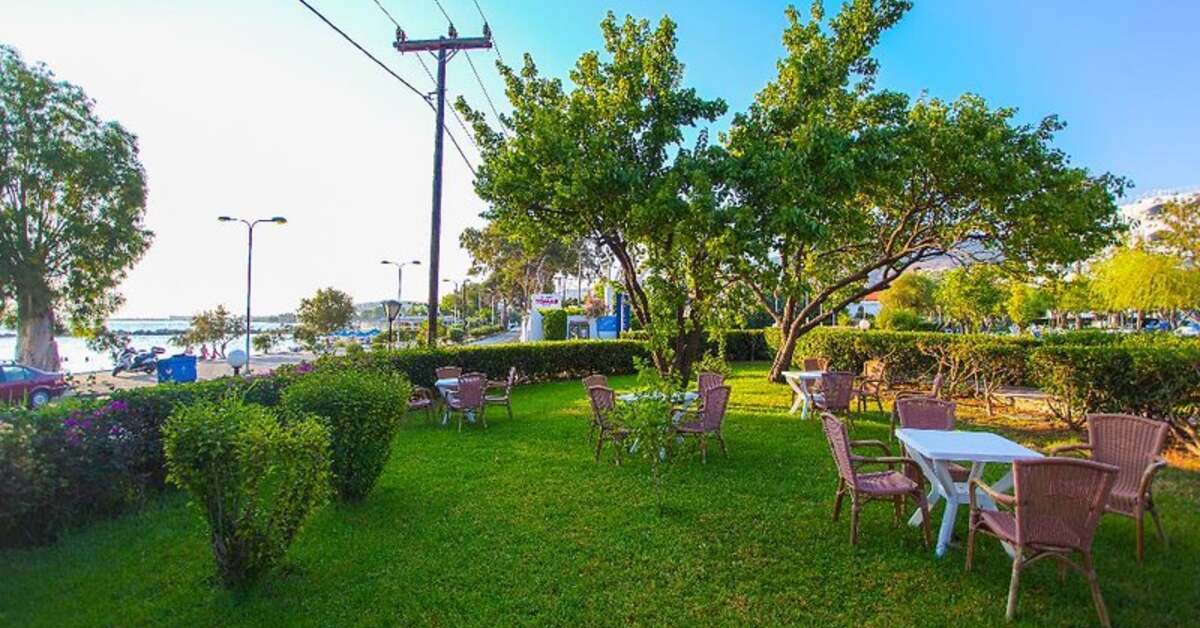 Ein Foto von der Terrasse im Hotel Continental Palace