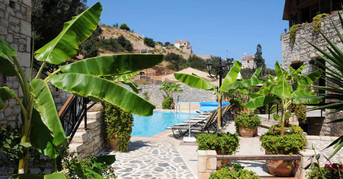Ein Foto vom Pool im Stone Village Petrino Horio