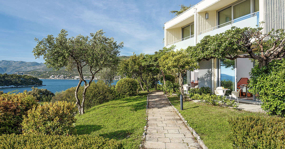 Een foto van het terras bij Valamar Argosy Hotel