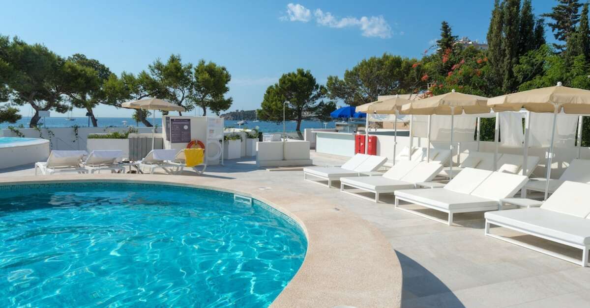 Ein Foto vom Pool im Fergus Style Palmanova