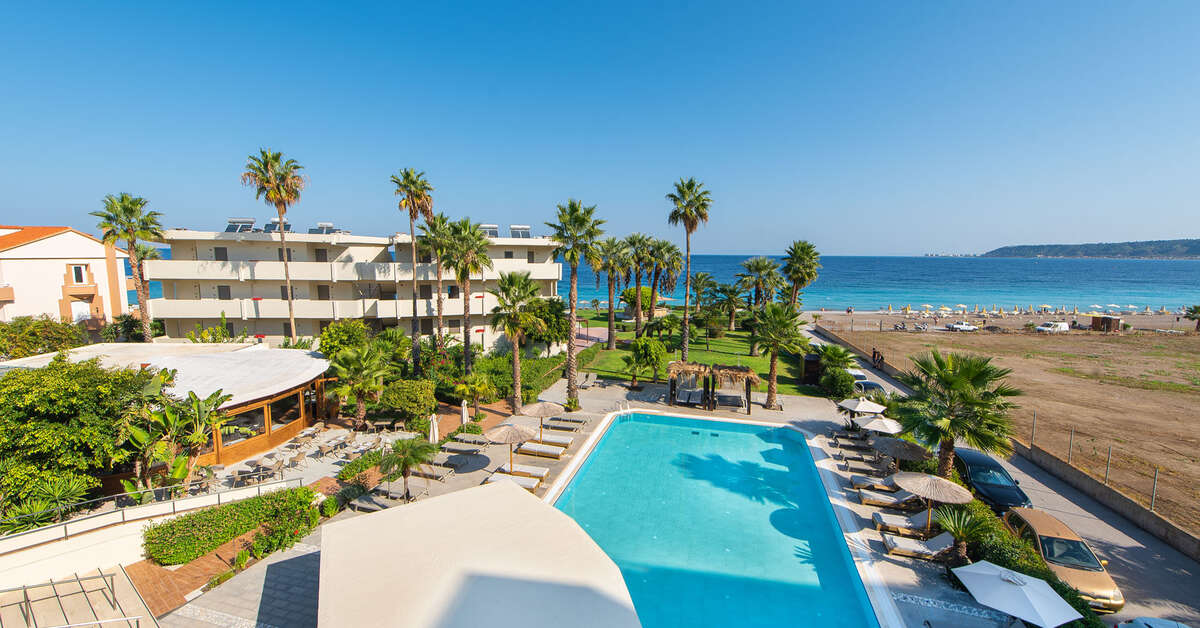 Ein Foto vom Pool im Ixia Dream Beachfront Hotel