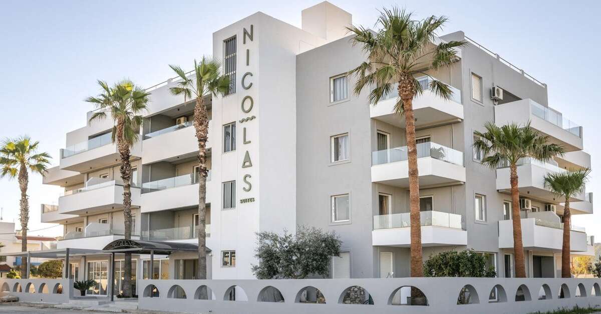 Een foto van de buitenkant van Nicolas Grand Suites