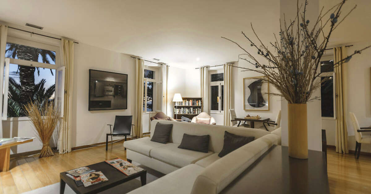 Een foto van het interieur van Estalagem Ponta Do Sol