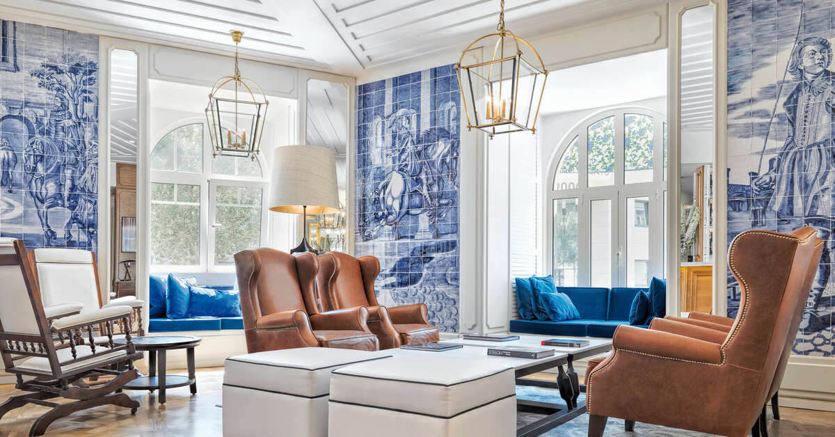 Een foto van het interieur van H10 Duque de Loule