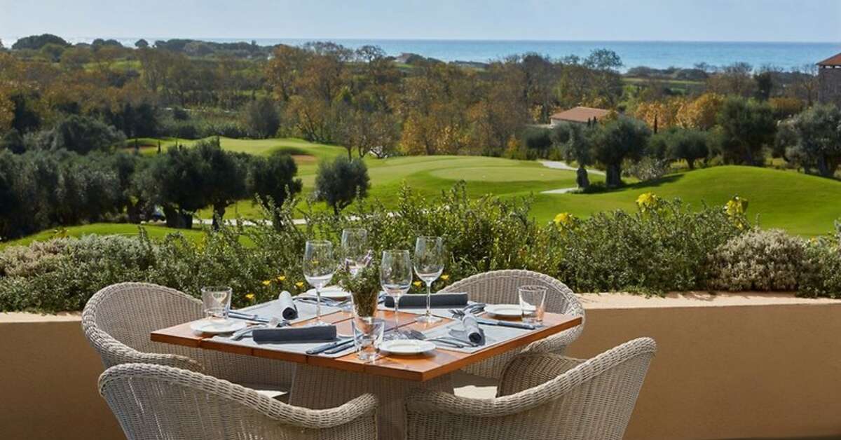Een foto van The Romanos a Luxury Collection Resort