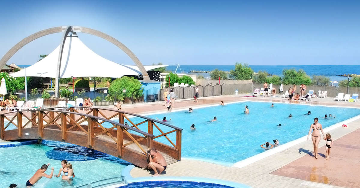 Een foto van het zwembad bij Camping Spiaggia e Mare