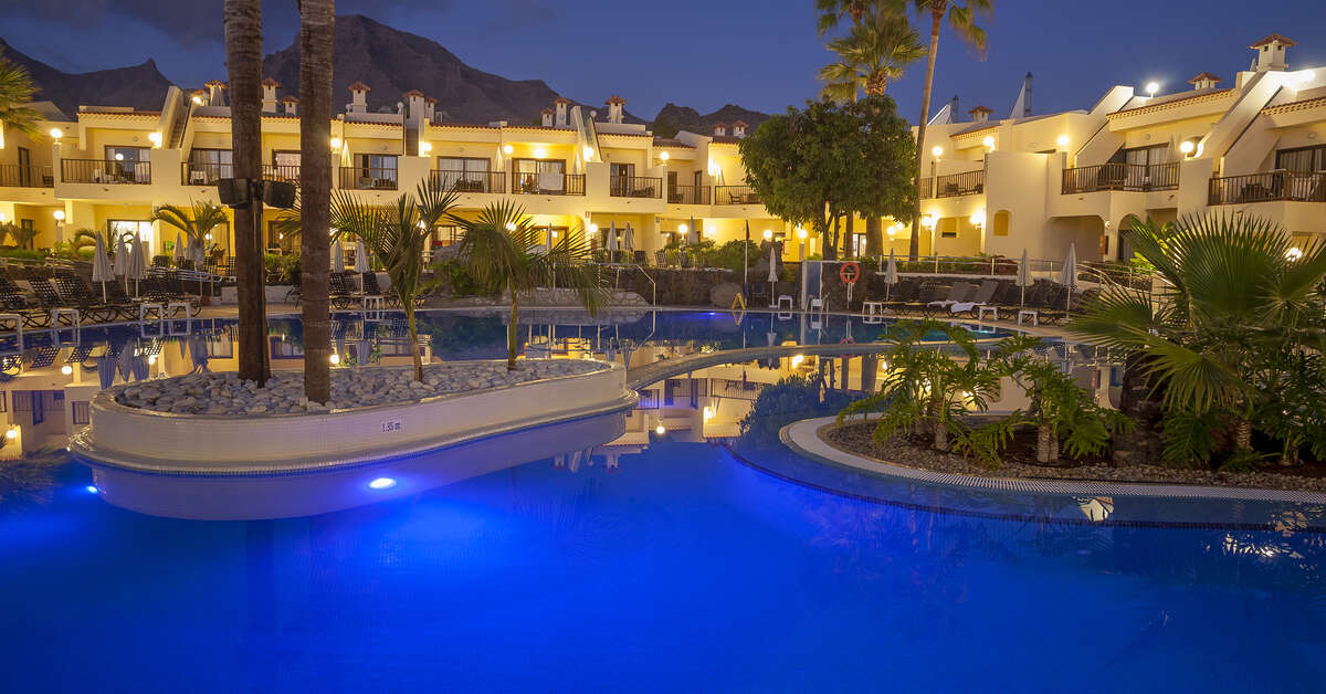 Een foto van het zwembad bij Hilton Grand Vacations Royal Sunset Beach Club