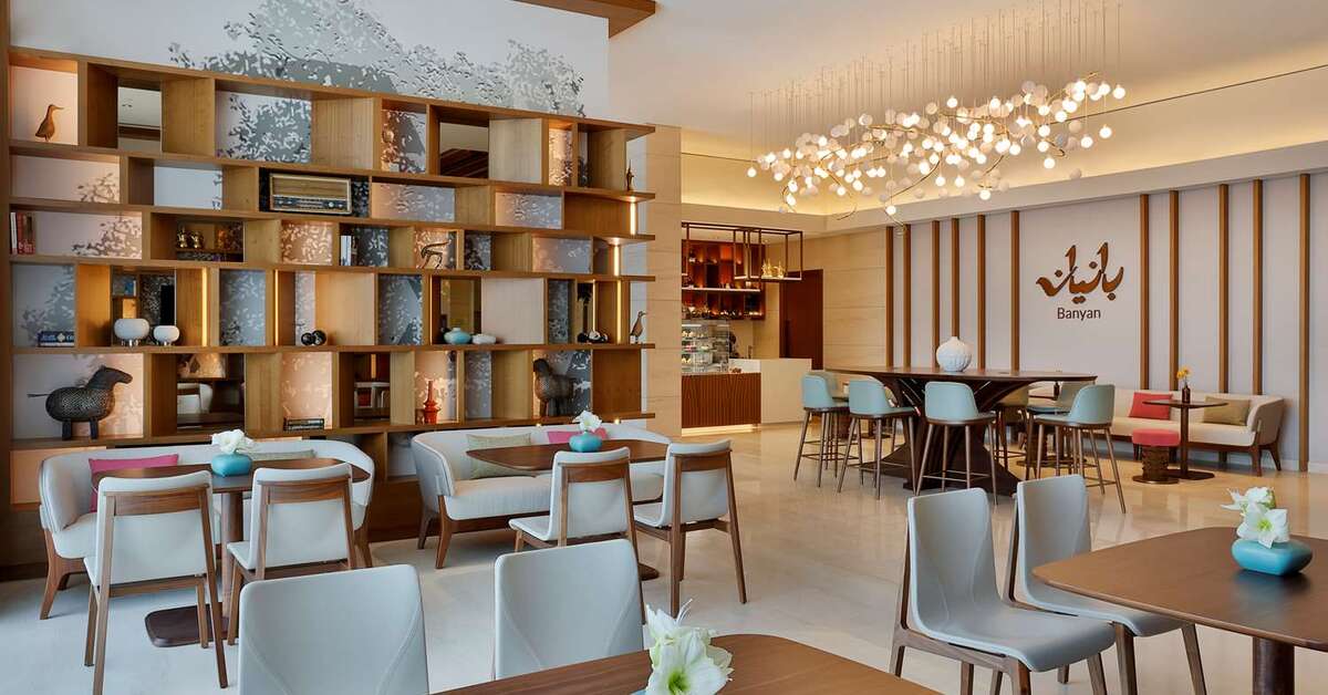 Een foto van DoubleTree by Hilton Sharjah Waterfront Hotel & Residences