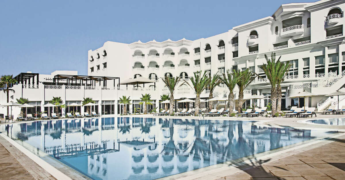 Ein Foto vom Pool im Radisson Blu Resort & Thalasso Hammamet