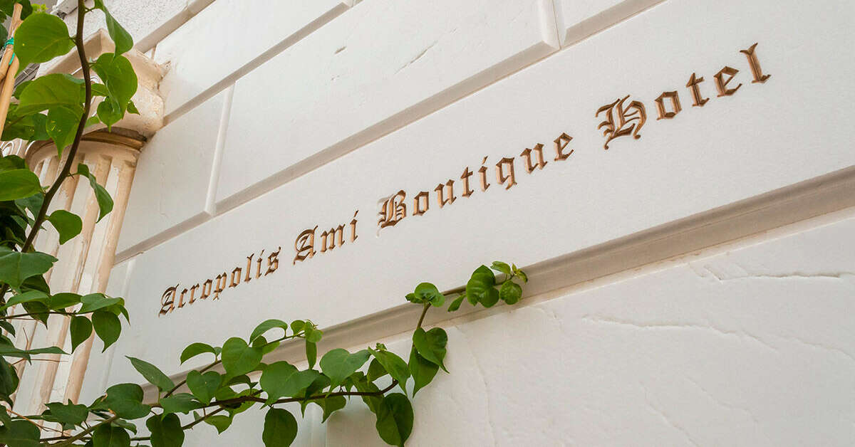 Ein Foto von der Außenansicht des Acropolis Ami Boutique Hotel