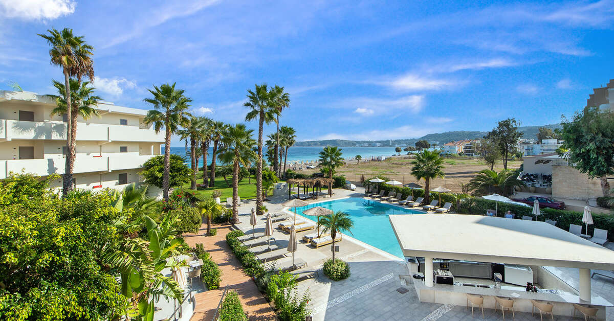 Ein Foto vom Pool im Ixia Dream Beachfront Hotel