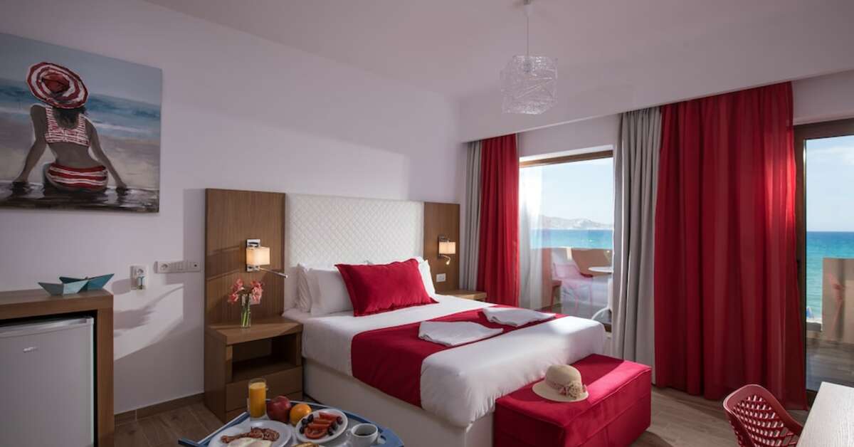 Een foto van Yianna Caravel Beach Hotel
