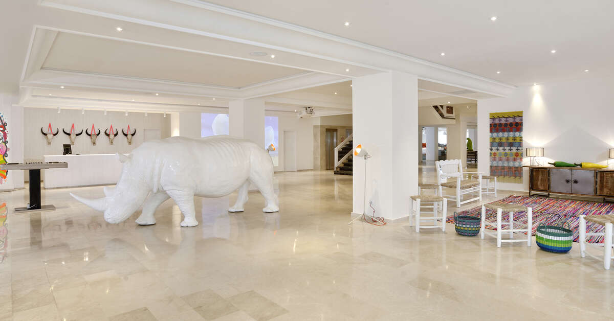 Een foto van het interieur van Innside by Melia Ibiza