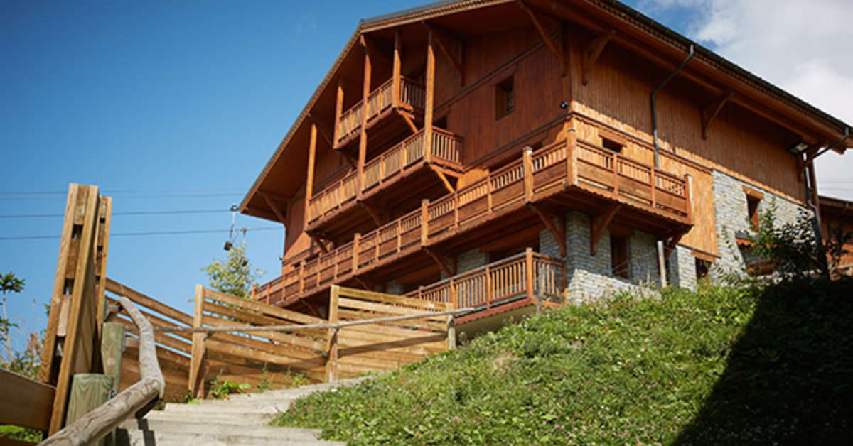 Een foto van de buitenkant van Les Chalets Du Soleil