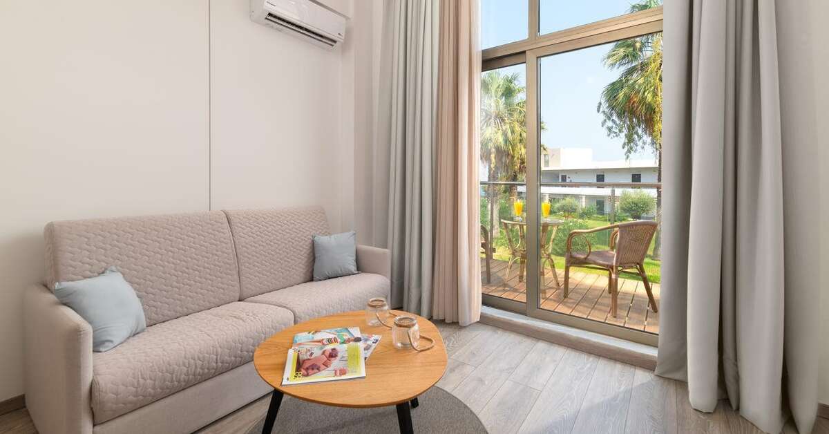 Een foto van Paralos Rodos