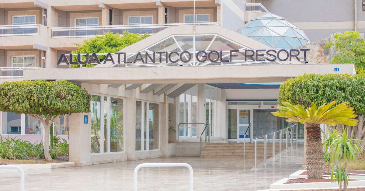 Een foto van de buitenkant van Alua Atlantico Golf Resort