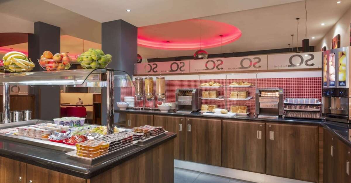 Een foto van Ramada by Wyndham Belfast City Centre