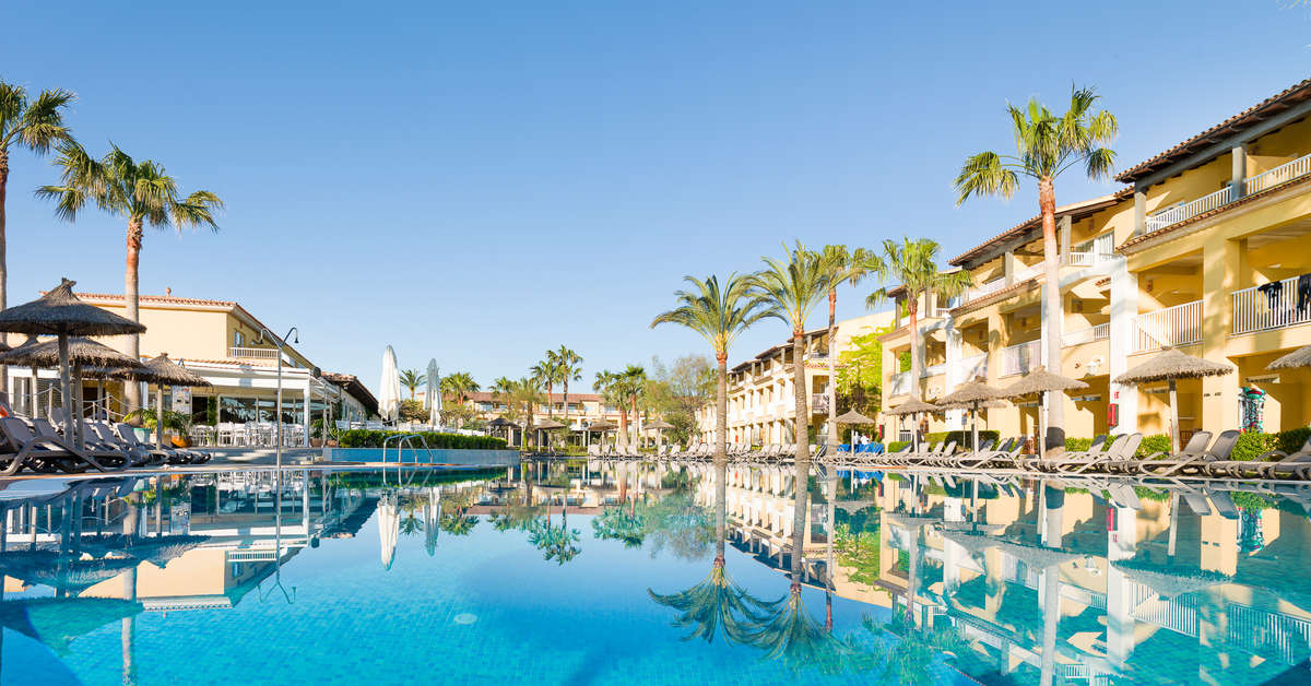 Een foto van het zwembad bij Club Del Sol Aparthotel