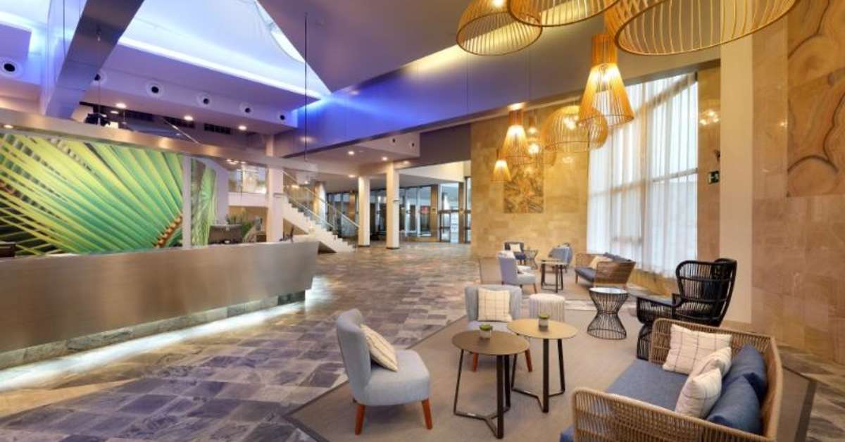 Een foto van het interieur van Eurostars Las Salinas