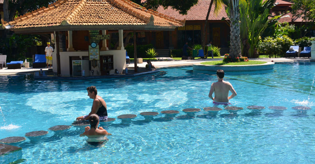 Een foto van het zwembad bij Bali Tropic Resort & Spa