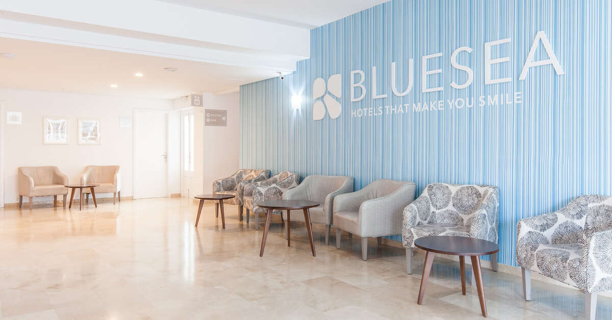 Een foto van het interieur van Blue Sea Cala Millor
