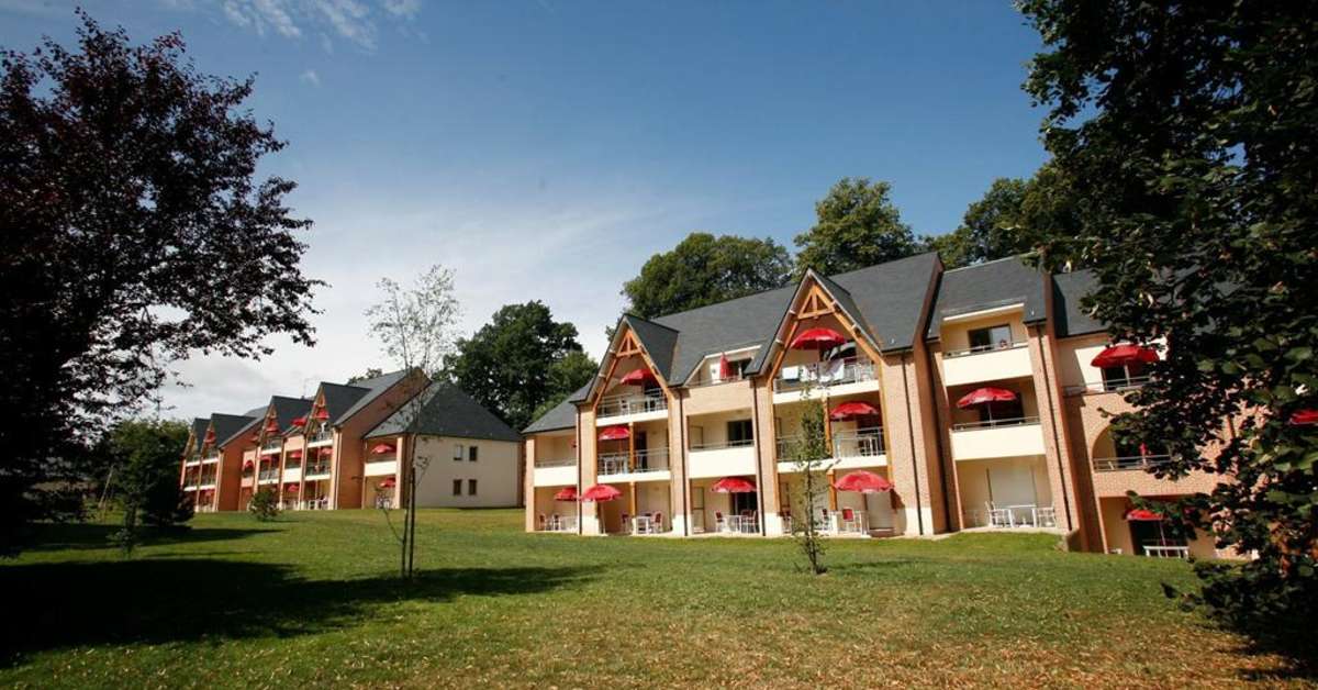 Een foto van de buitenkant van Residence Du Parc