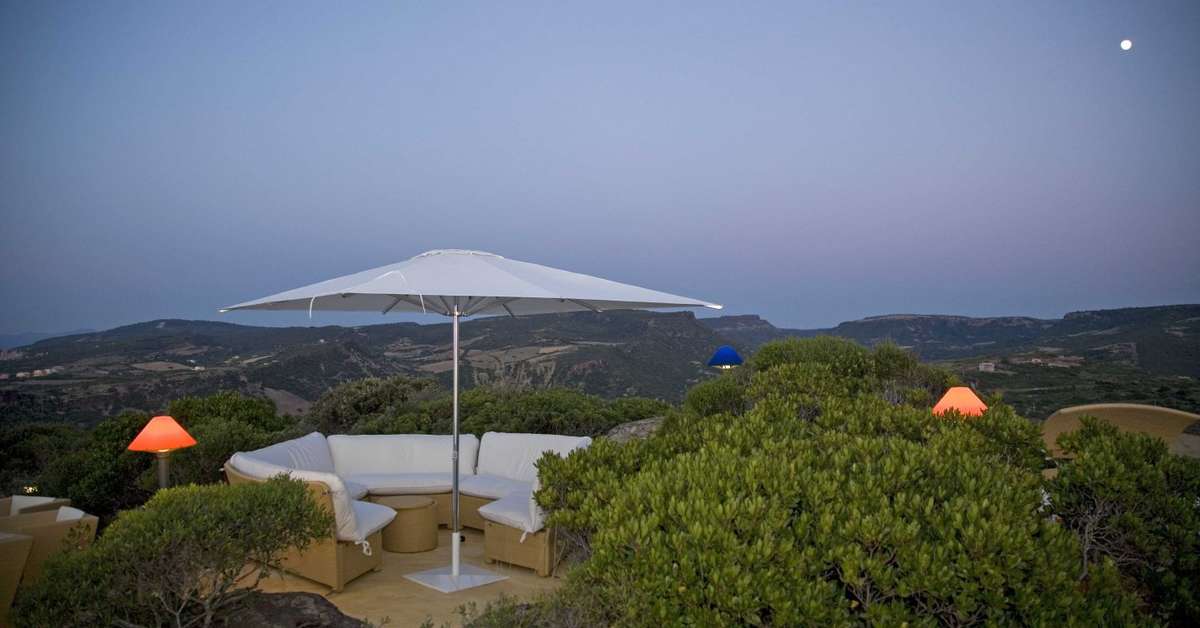 Een foto van het terras bij Bajaloglia Resort