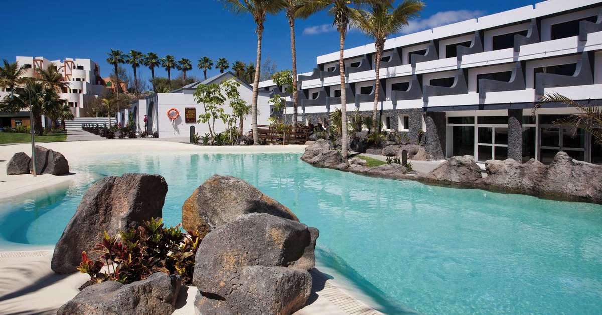 Een foto van een overzicht van R2 Romantic Fantasia Dreams & Suites Hotel