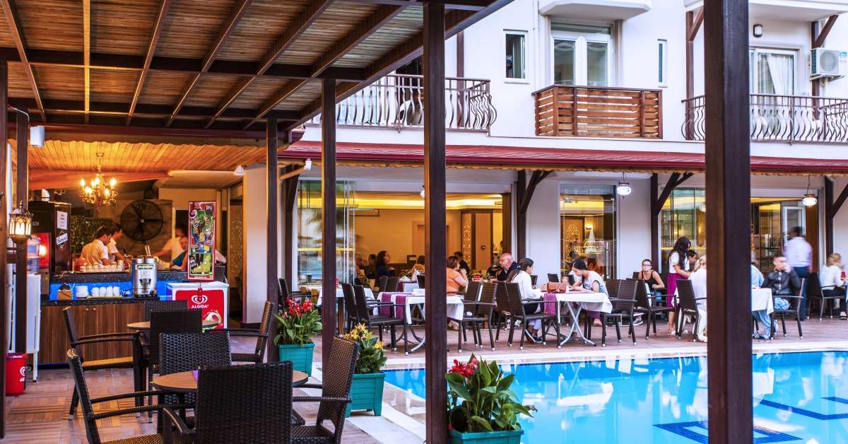 Ein Foto vom Pool im Oba Time Hotel