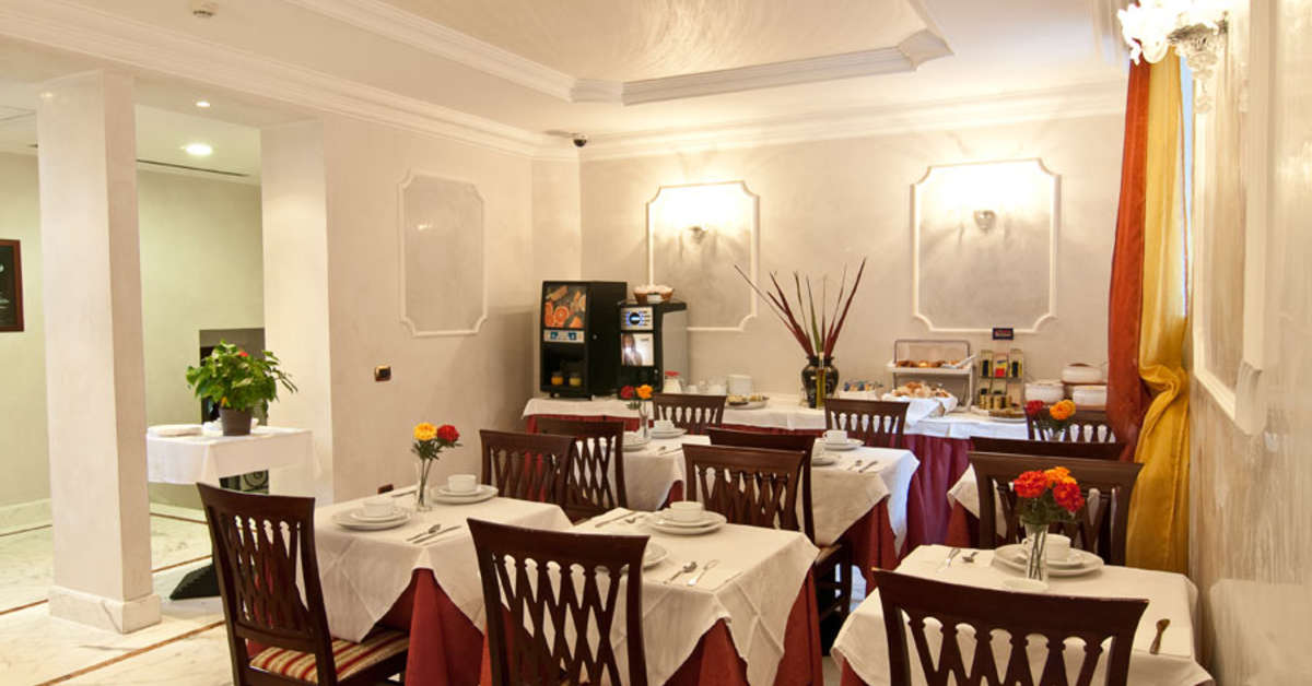 Een foto van de faciliteiten bij Hotel Best Roma