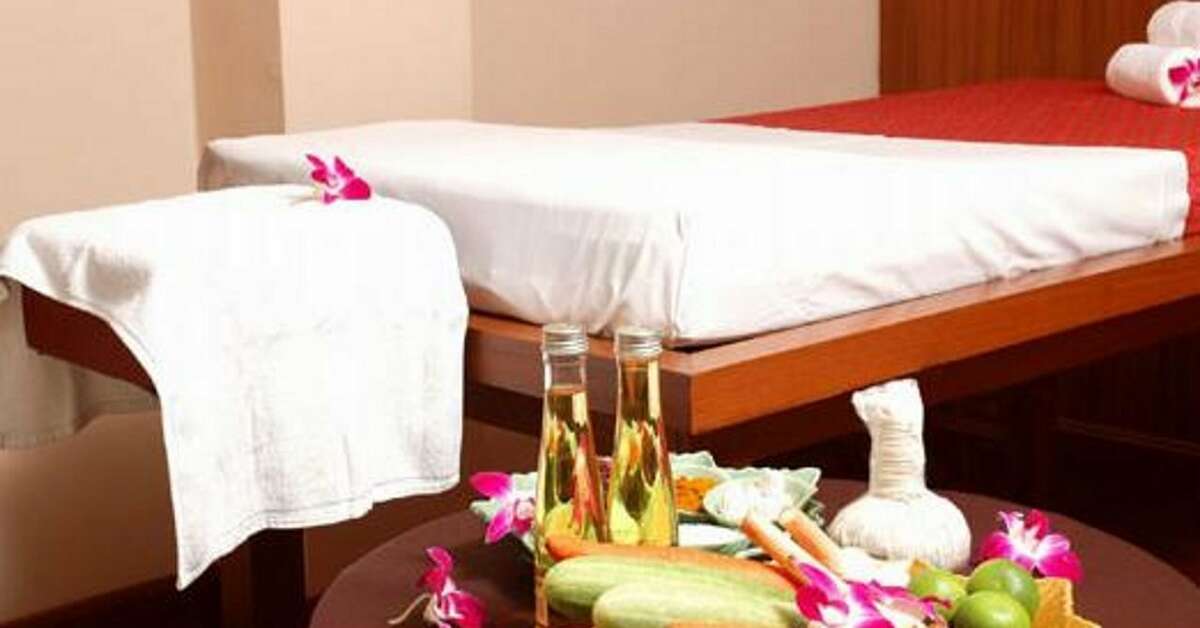 Een foto van Karon Princess Hotel
