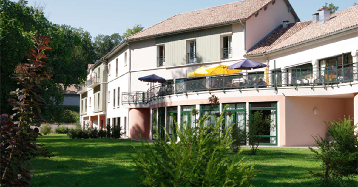 Een foto van de buitenkant van Hotel Le Tulipier