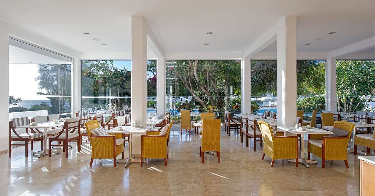 Een foto van Grecian Sands Hotel