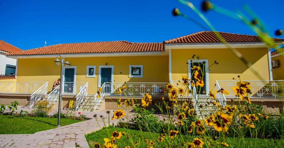 Een foto van de buitenkant van Seaview Village