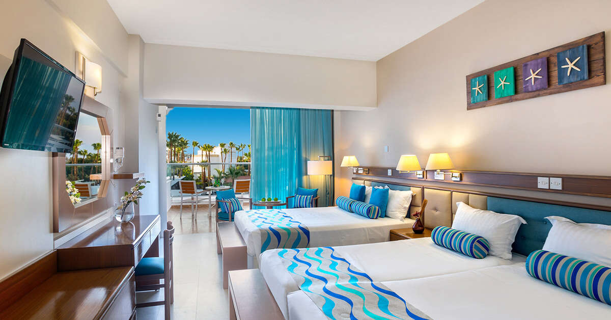 Een foto van Cavo Maris Beach Hotel