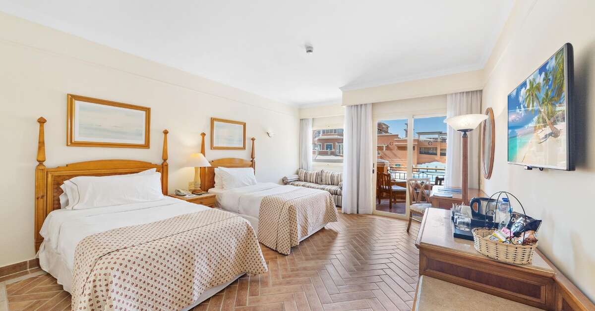 Ein Foto The Cascades Golf Resort & Spa