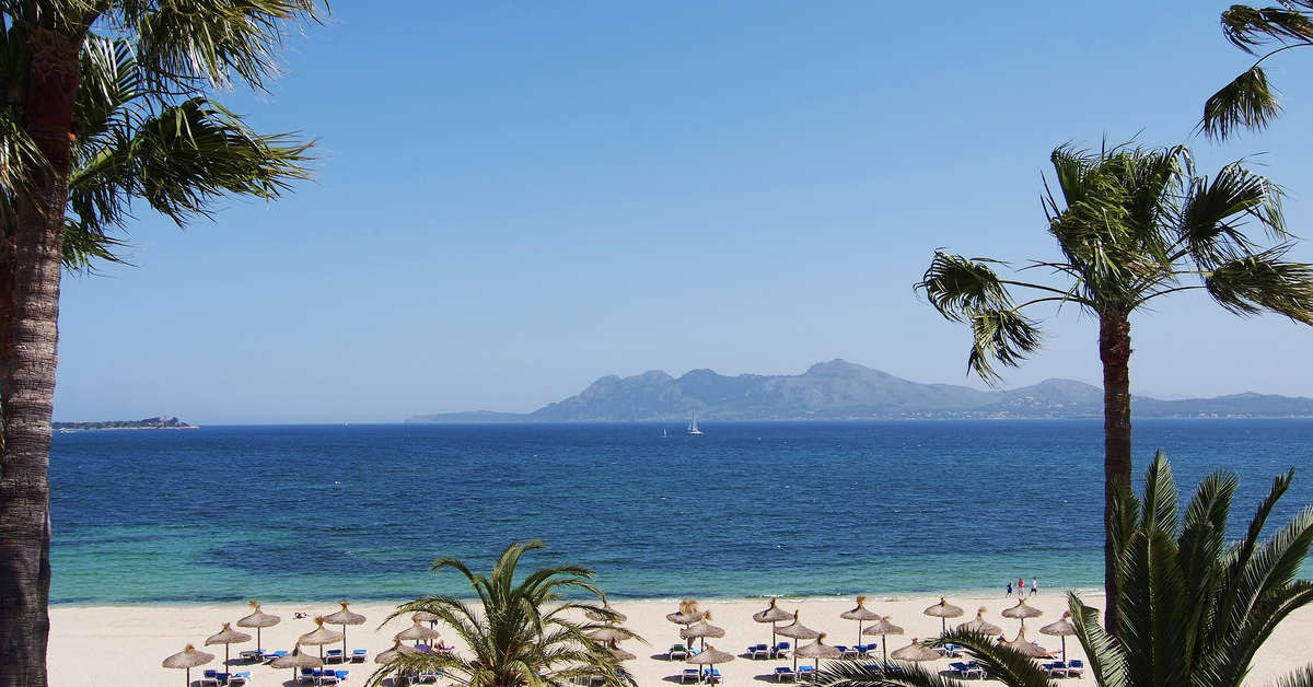 Een foto van het strand bij Hoposa Aparthotel Villaconcha