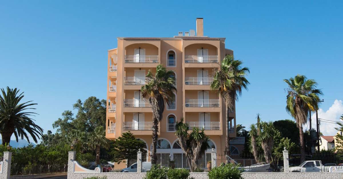 Een foto van de buitenkant van Sunset Hotel Corfu
