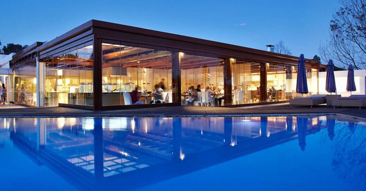 Een foto van het zwembad bij Princess Resort