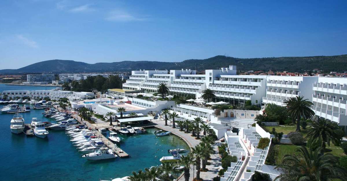 Een foto van de buitenkant van Altin Yunus Resort & Thermal Hotel