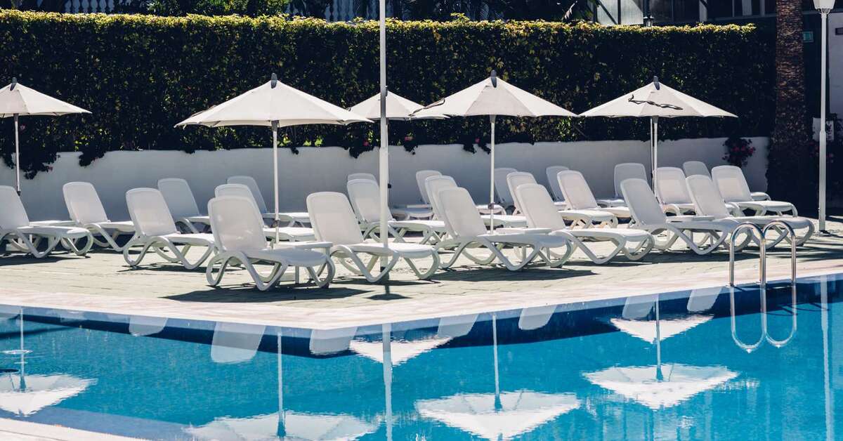 Een foto van het zwembad bij Route Active Hotel