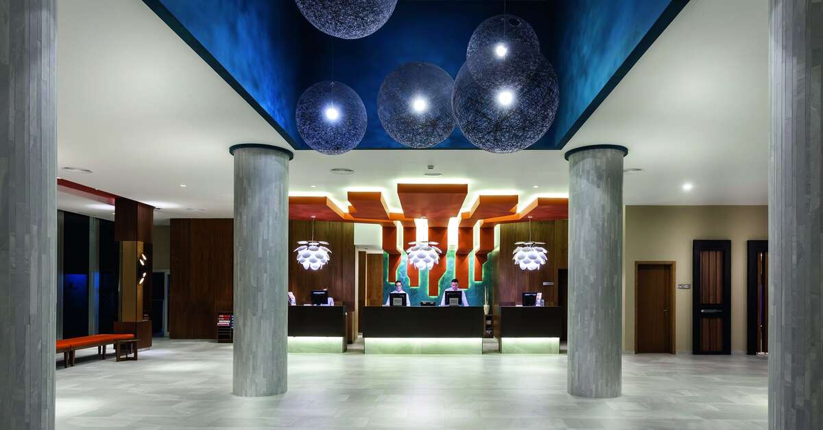 Een foto van het interieur van Riu VistaMar