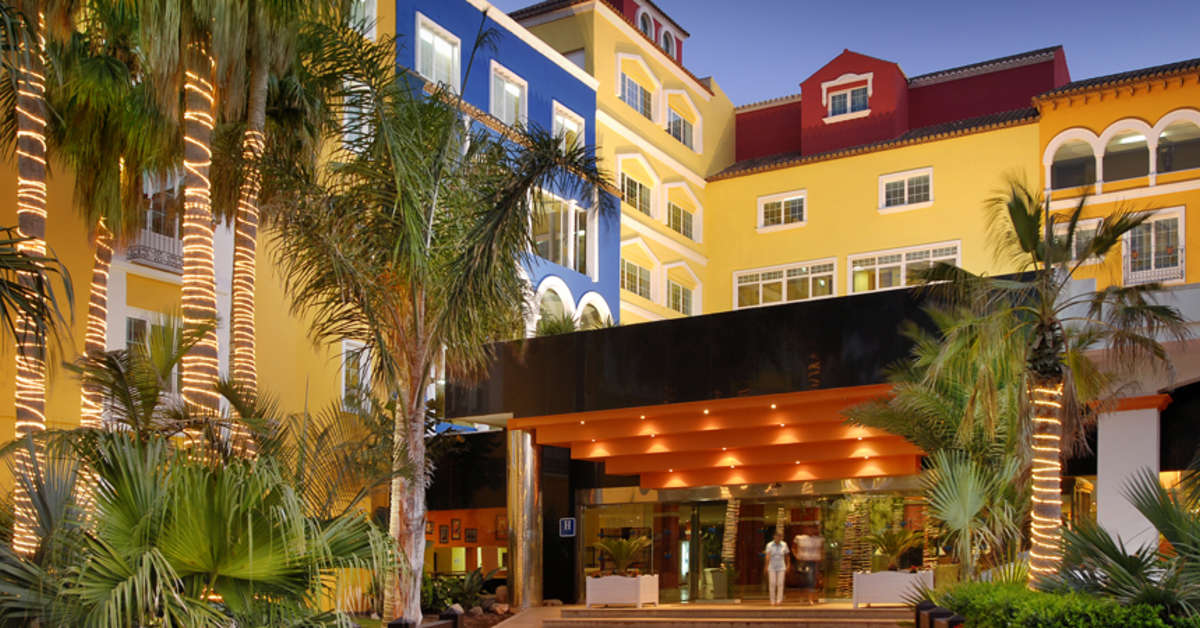 Een foto van de buitenkant van Mediterraneo Bay Hotel & Resort