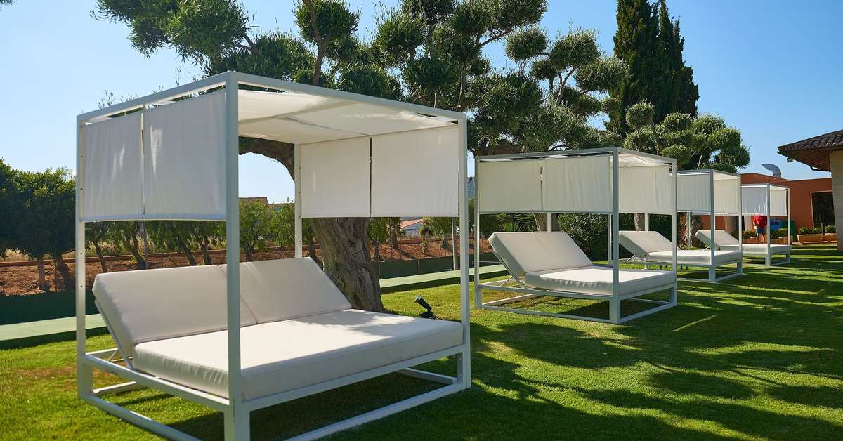 Een foto van het terras bij Hipotels Hipocampo Palace & Spa Hotel